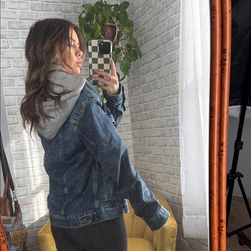 AEO // new without tags hooded denim button up jean jacket - Picture 4 of 9
